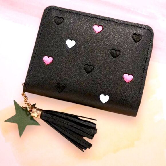 Cute Mini Tassel Wallet Pink Black Heart Card Holder Small Minimalist Convenient - Picture 1 of 3
